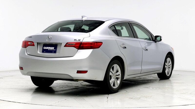 2013 Acura ILX 2.0 8