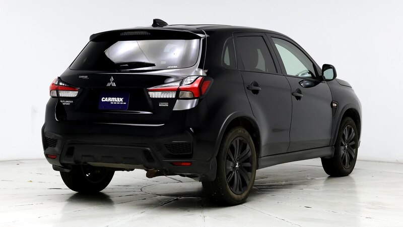 2023 Mitsubishi Outlander Sport LE 8