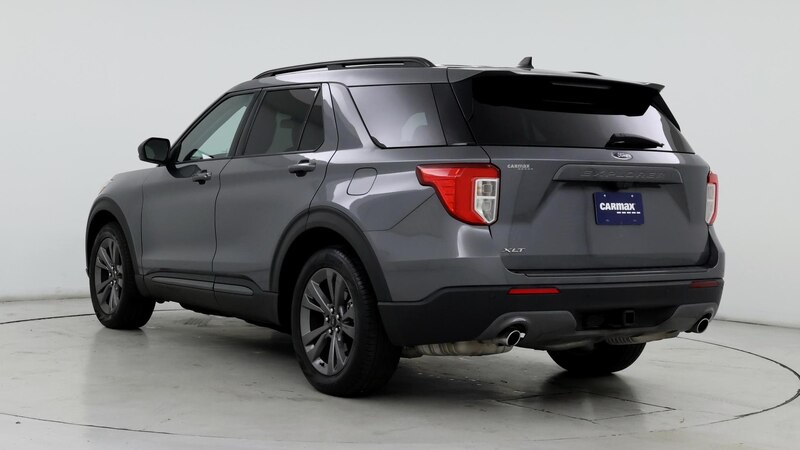 2021 Ford Explorer XLT 2