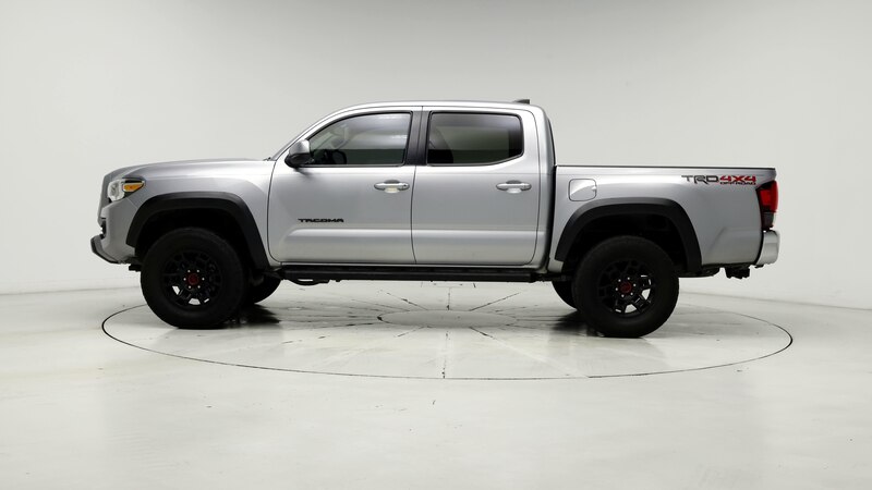 2020 Toyota Tacoma SR5 3