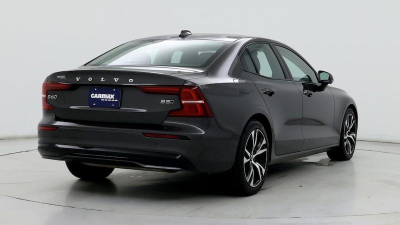 2024 Volvo S60 B5 Plus 8