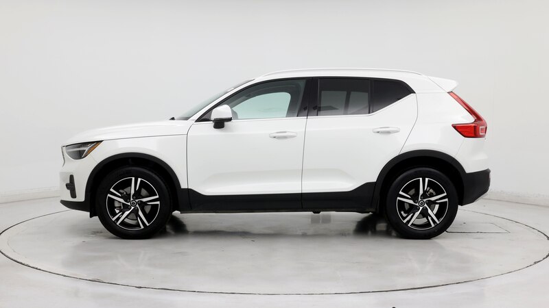 2024 Volvo XC40 B5 Core 3