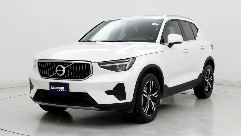 2024 Volvo XC40 B5 Core 4