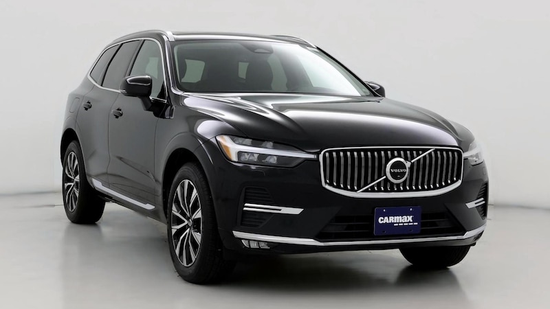 2023 Volvo XC60 B5 Plus Hero Image