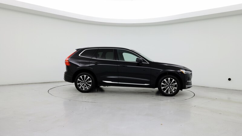 2023 Volvo XC60 B5 Plus 7