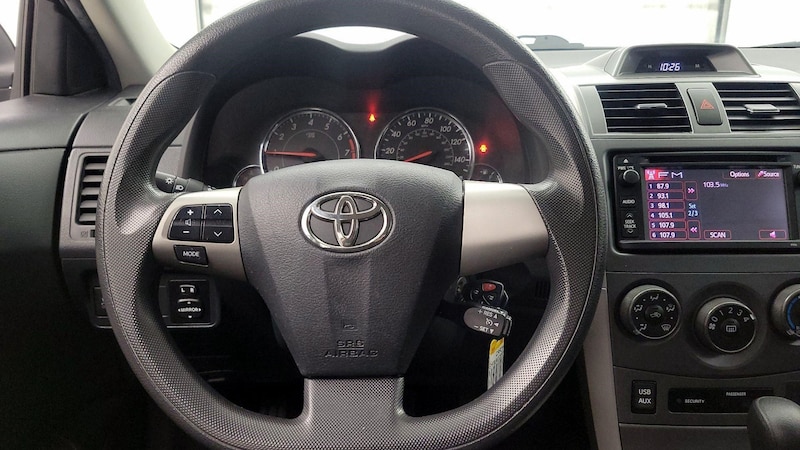 2013 Toyota Corolla S 10