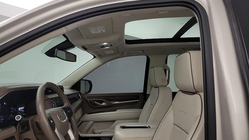 2022 GMC Yukon Denali 19