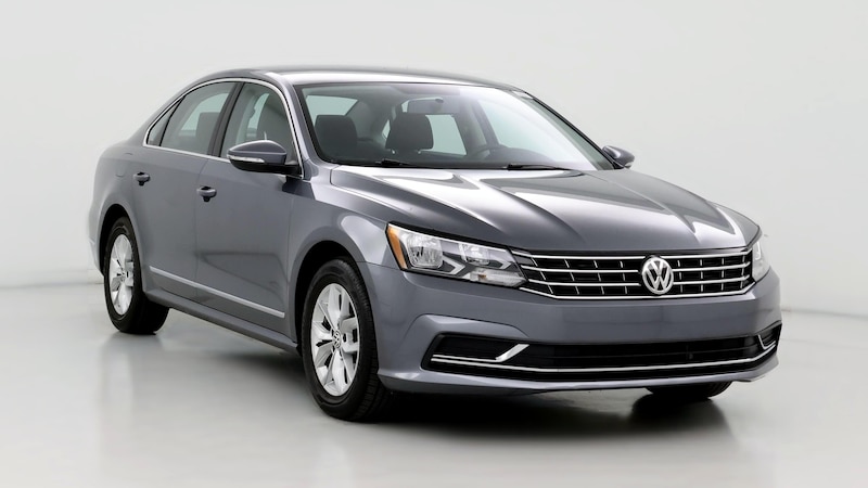 2017 Volkswagen Passat S Hero Image