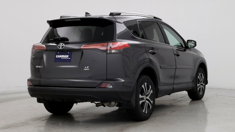 2017 Toyota RAV4 LE 8