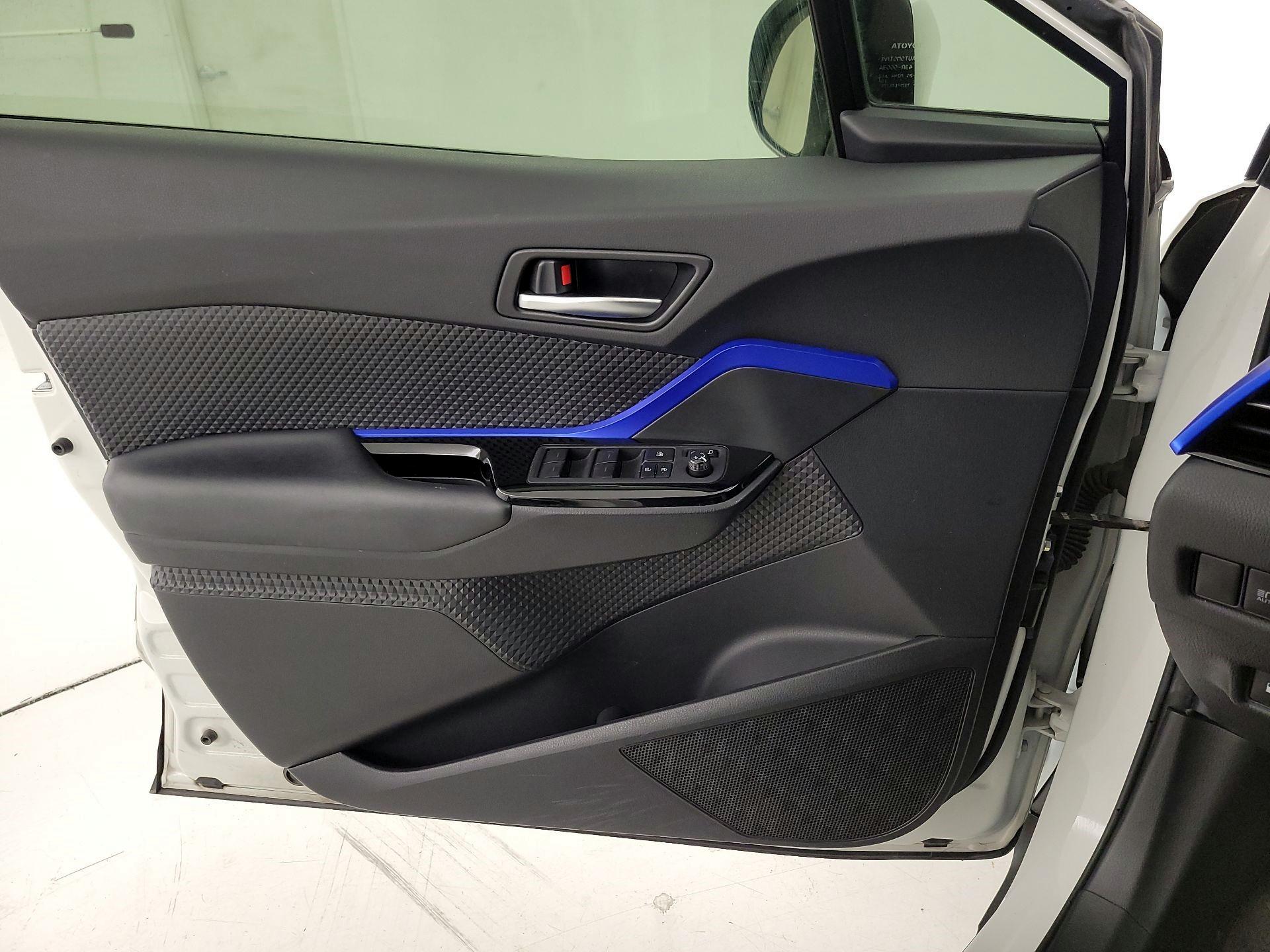 Thumbnail: 2021 Toyota C-HR - 12