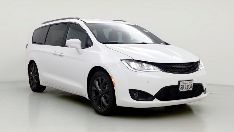 2018 Chrysler Pacifica  Hero Image