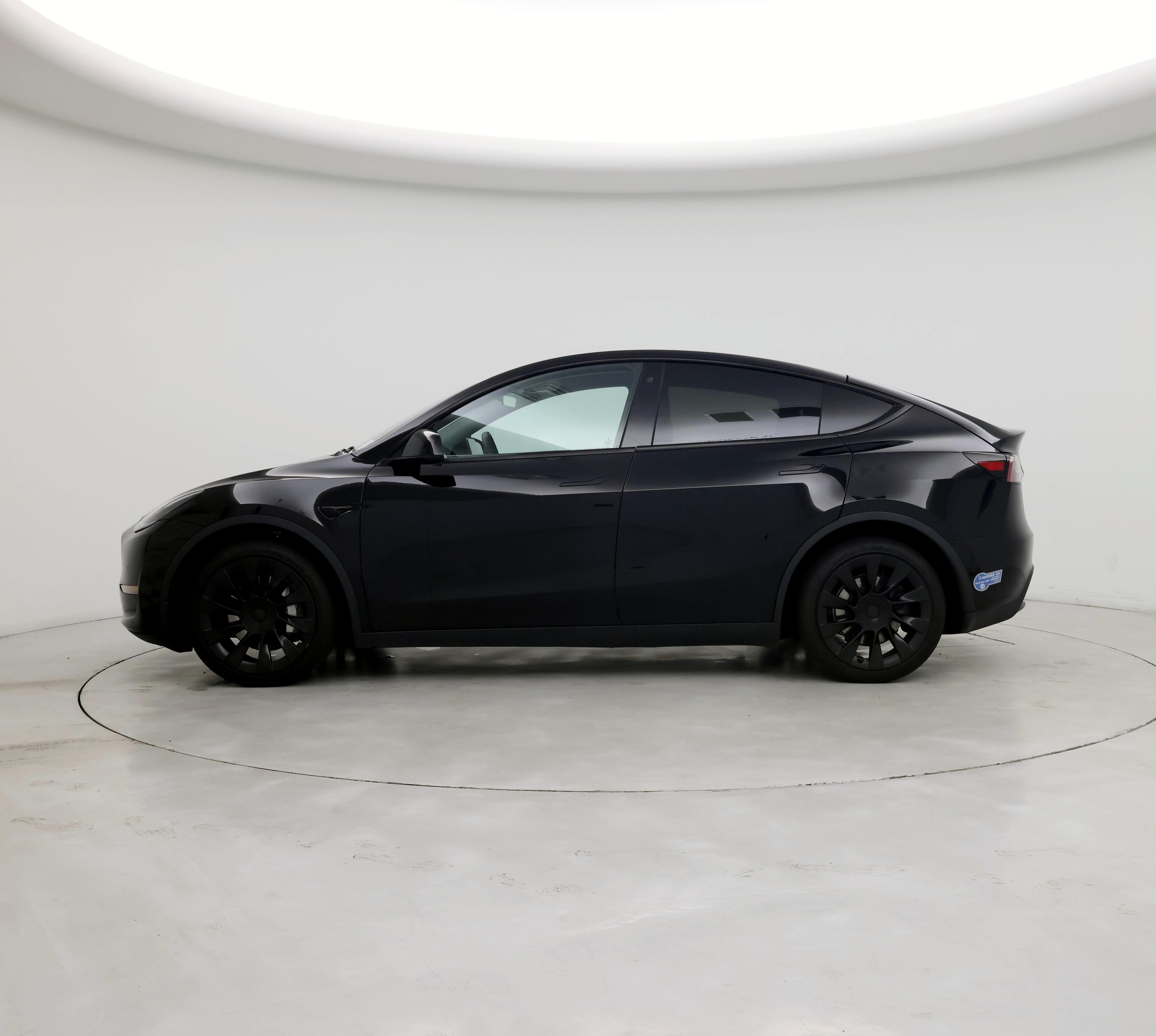 Thumbnail: 2020 Tesla Model Y - 3