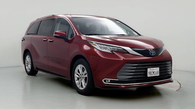 2022 Toyota Sienna Limited Hero Image