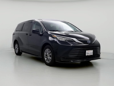 2022 Toyota Sienna LE -
                Fremont, CA