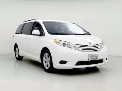 2015 Toyota Sienna LE -
                Costa Mesa, CA