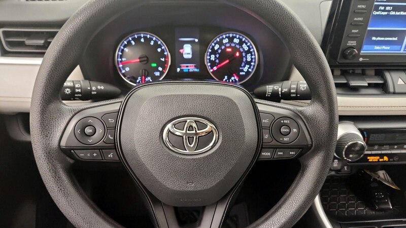 2021 Toyota RAV4 XLE 10