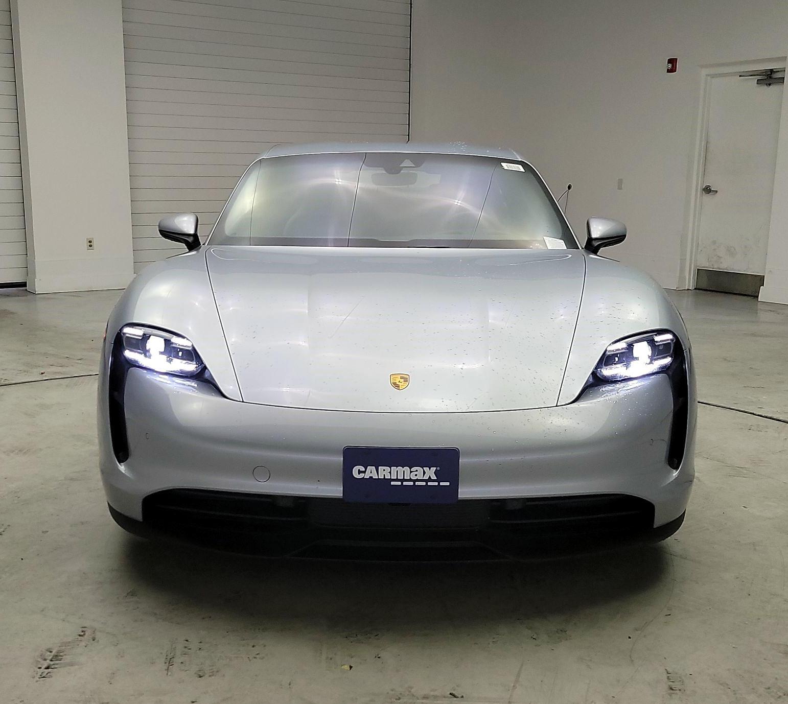 Thumbnail: 2022 Porsche Taycan - 2
