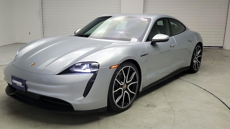 2022 Porsche Taycan  3