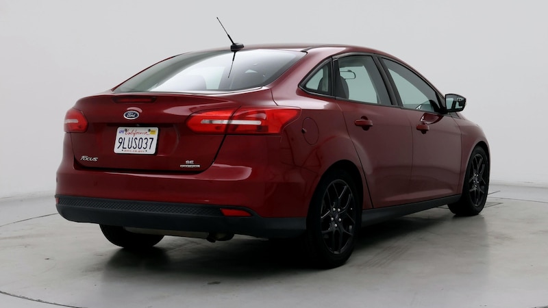 2016 Ford Focus SE 8