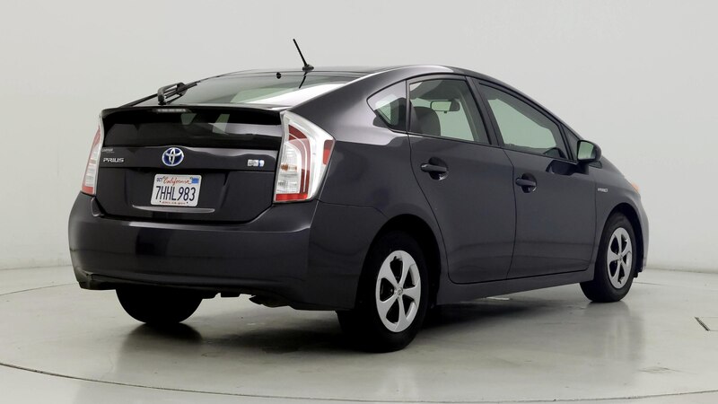 2015 Toyota Prius Two 8