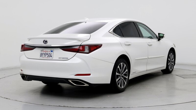 2022 Lexus ES Hybrid 300h 8