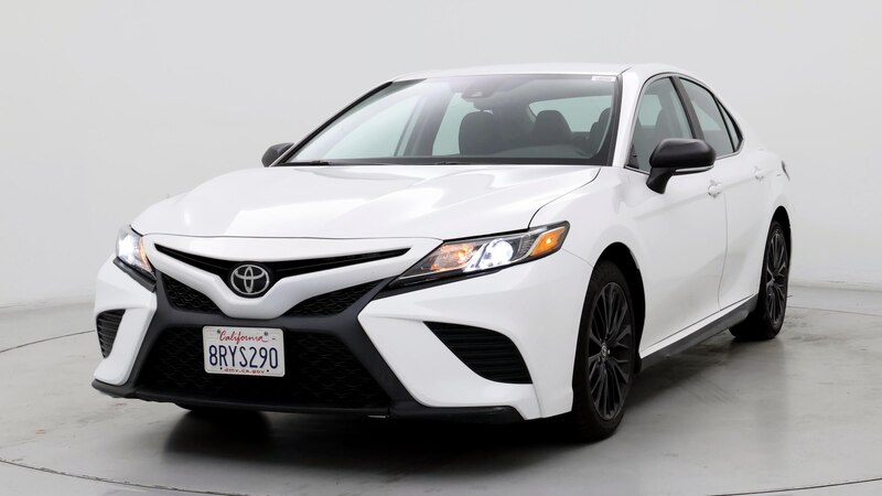 2020 Toyota Camry SE 4