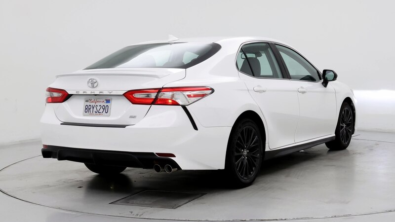 2020 Toyota Camry SE 8