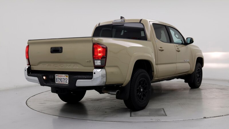 2020 Toyota Tacoma SR5 8