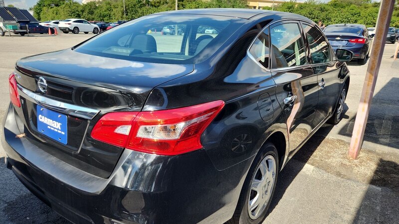 2018 Nissan Sentra S 3