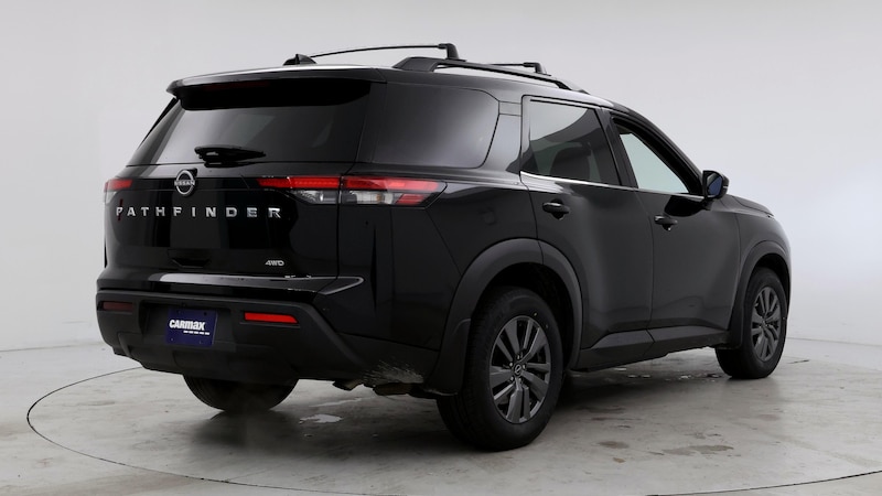 2023 Nissan Pathfinder SV 8