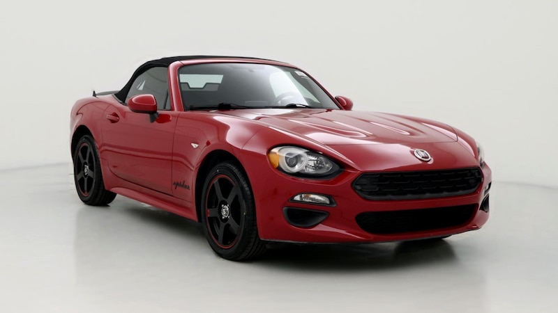 2017 Fiat 124 Spider Classica Hero Image