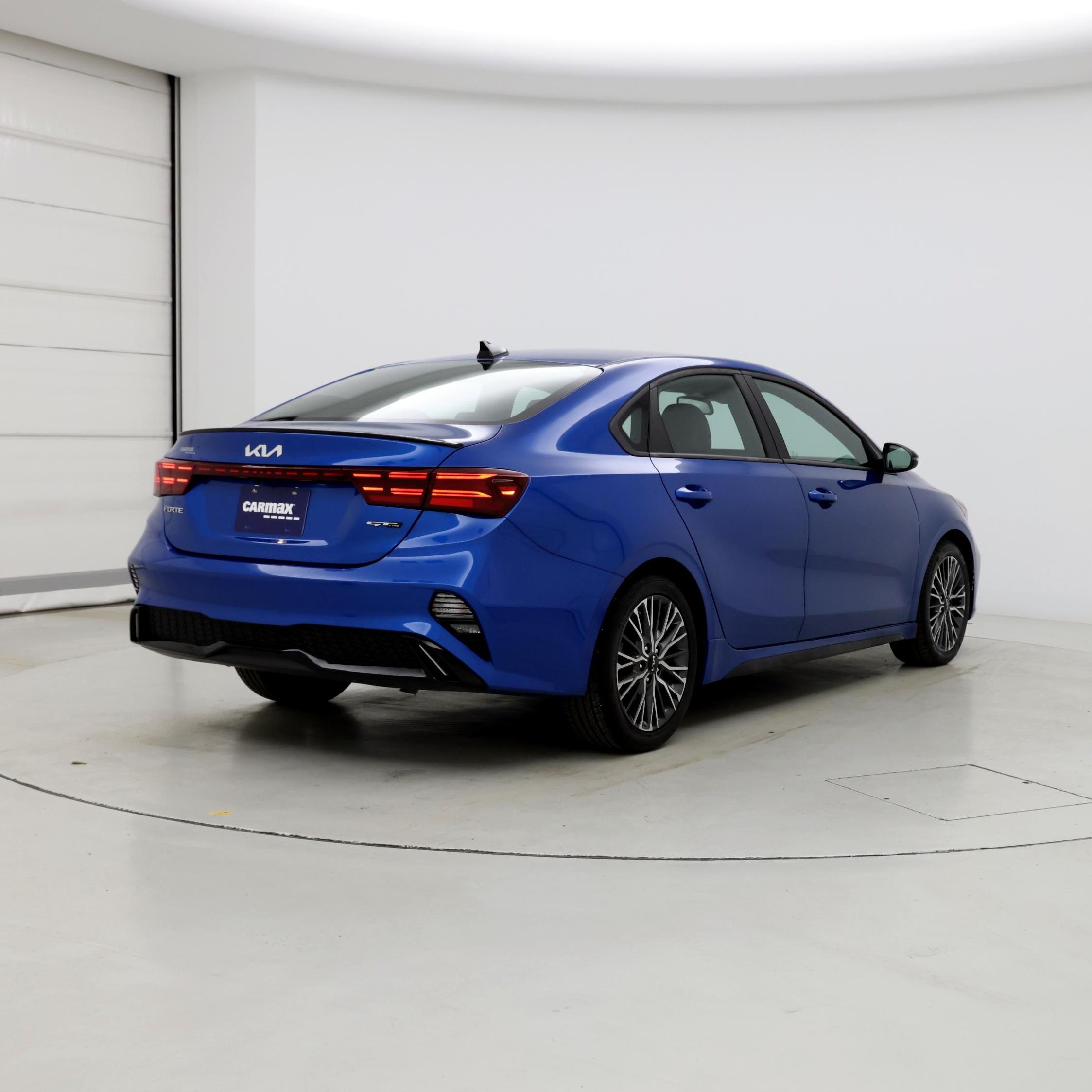 Thumbnail: 2022 Kia Forte - 8