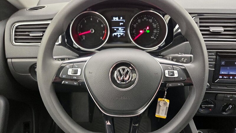 2016 Volkswagen Jetta S 10