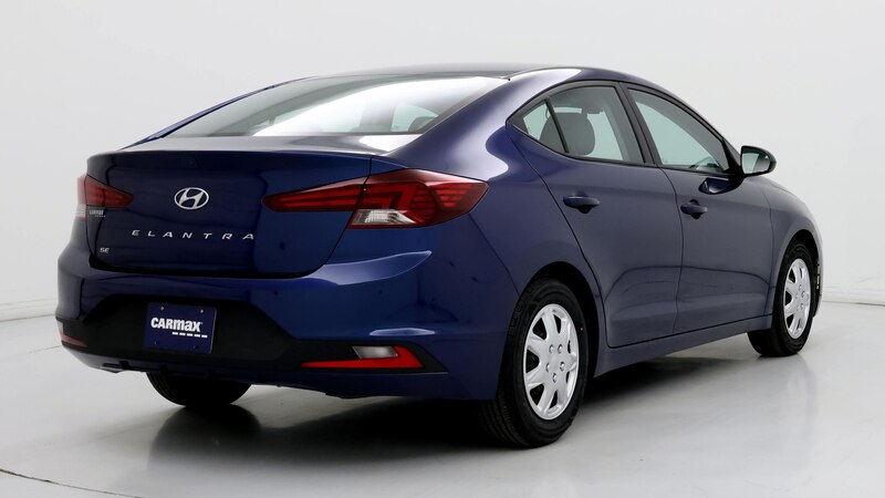 2020 Hyundai Elantra SE 8