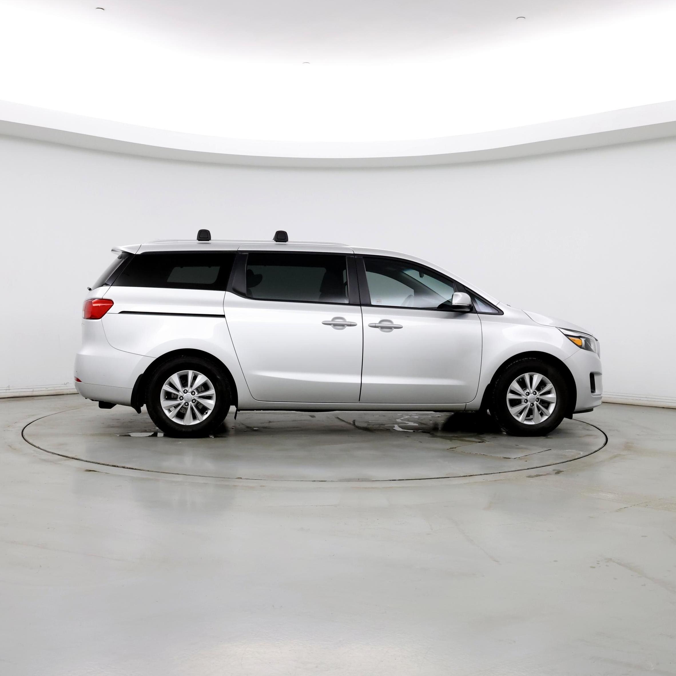 Thumbnail: 2016 Kia Sedona - 7