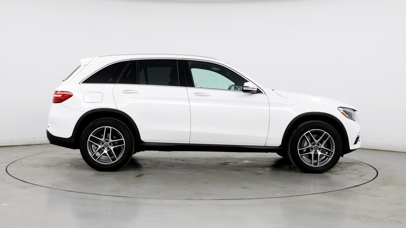 2019 Mercedes-Benz GLC 300 7