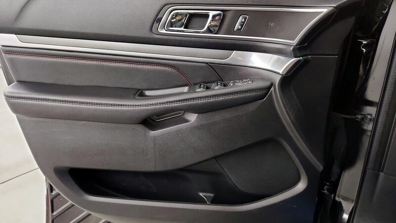 2016 Ford Explorer Sport 12