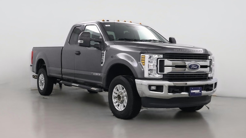 2018 Ford F-250 Lariat Hero Image