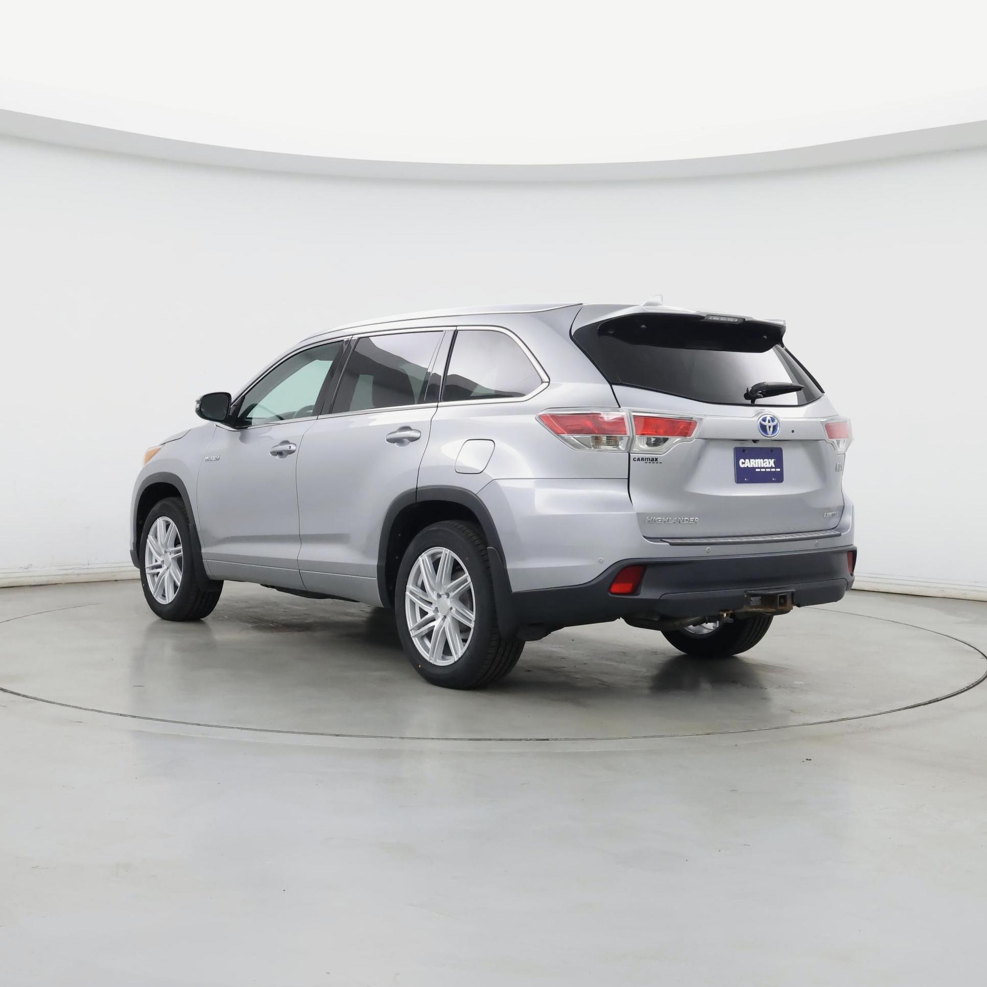 Thumbnail: 2015 Toyota Highlander - 2