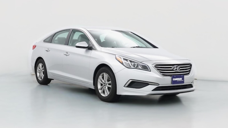 2016 Hyundai Sonata SE Hero Image