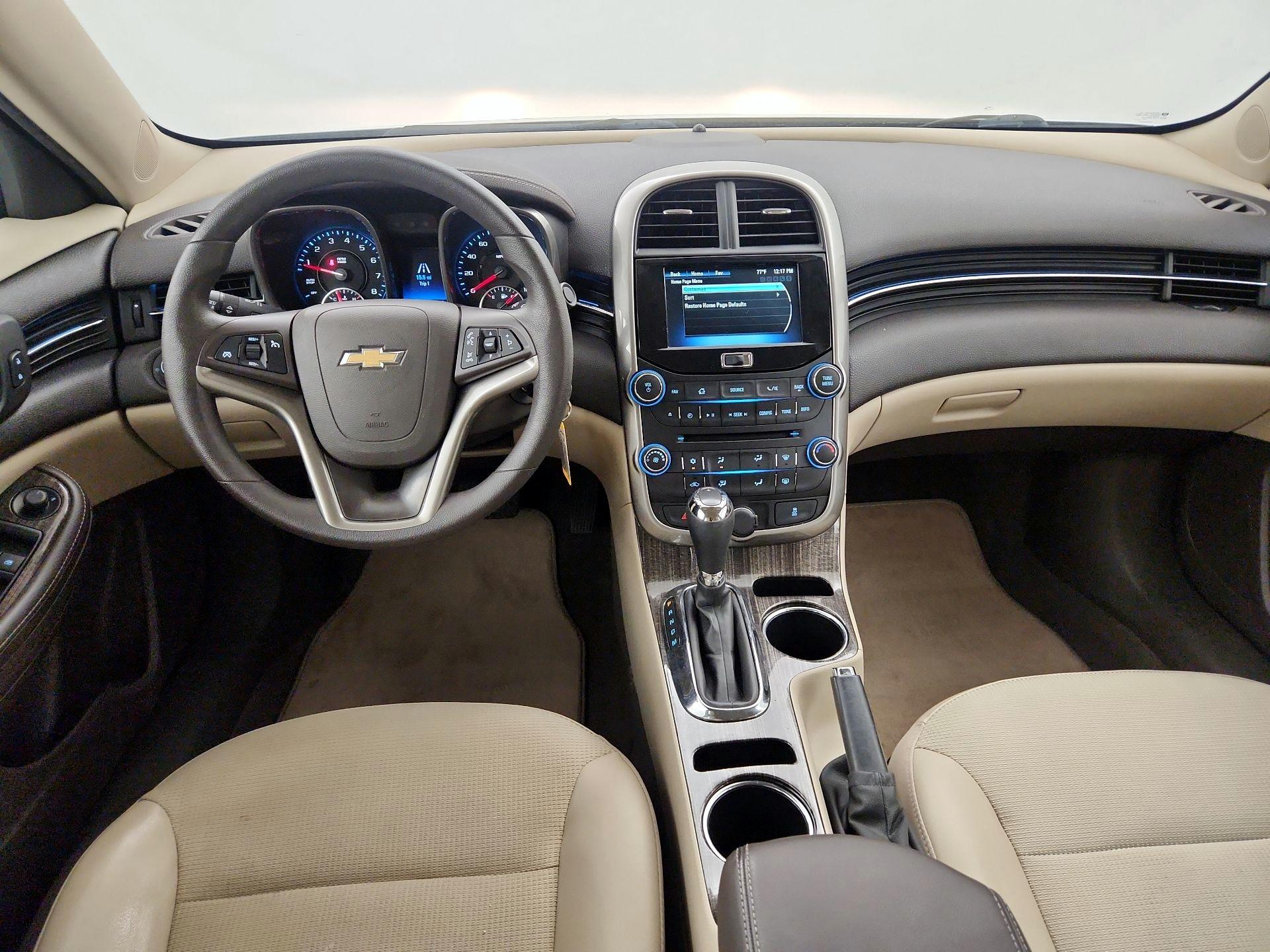 Thumbnail: 2015 Chevrolet Malibu - 9