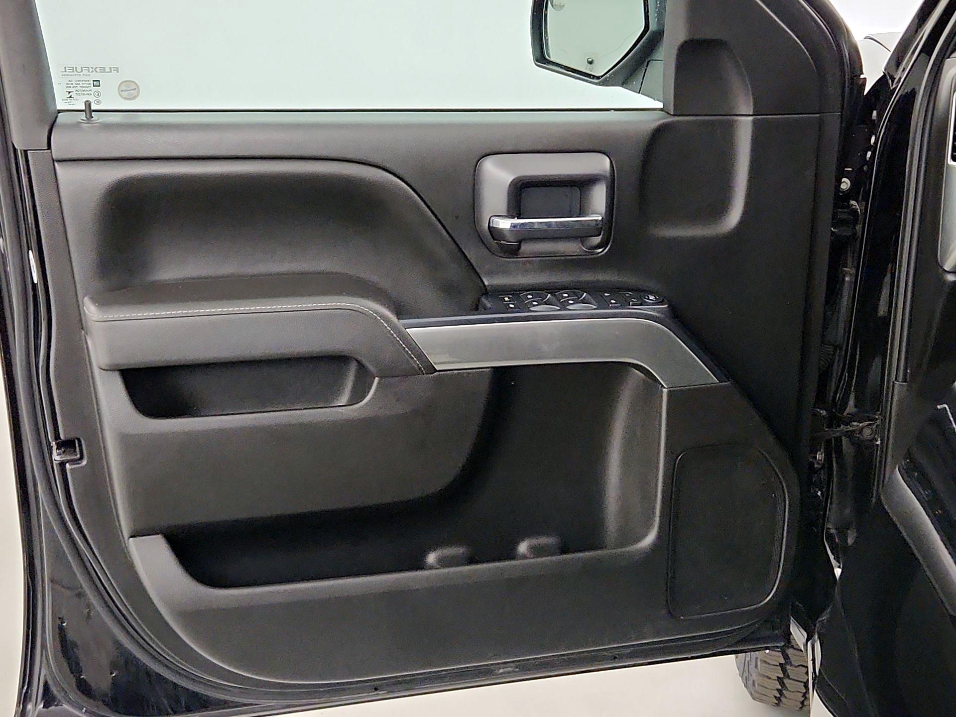 Thumbnail: 2017 Chevrolet Silverado 1500 - 12