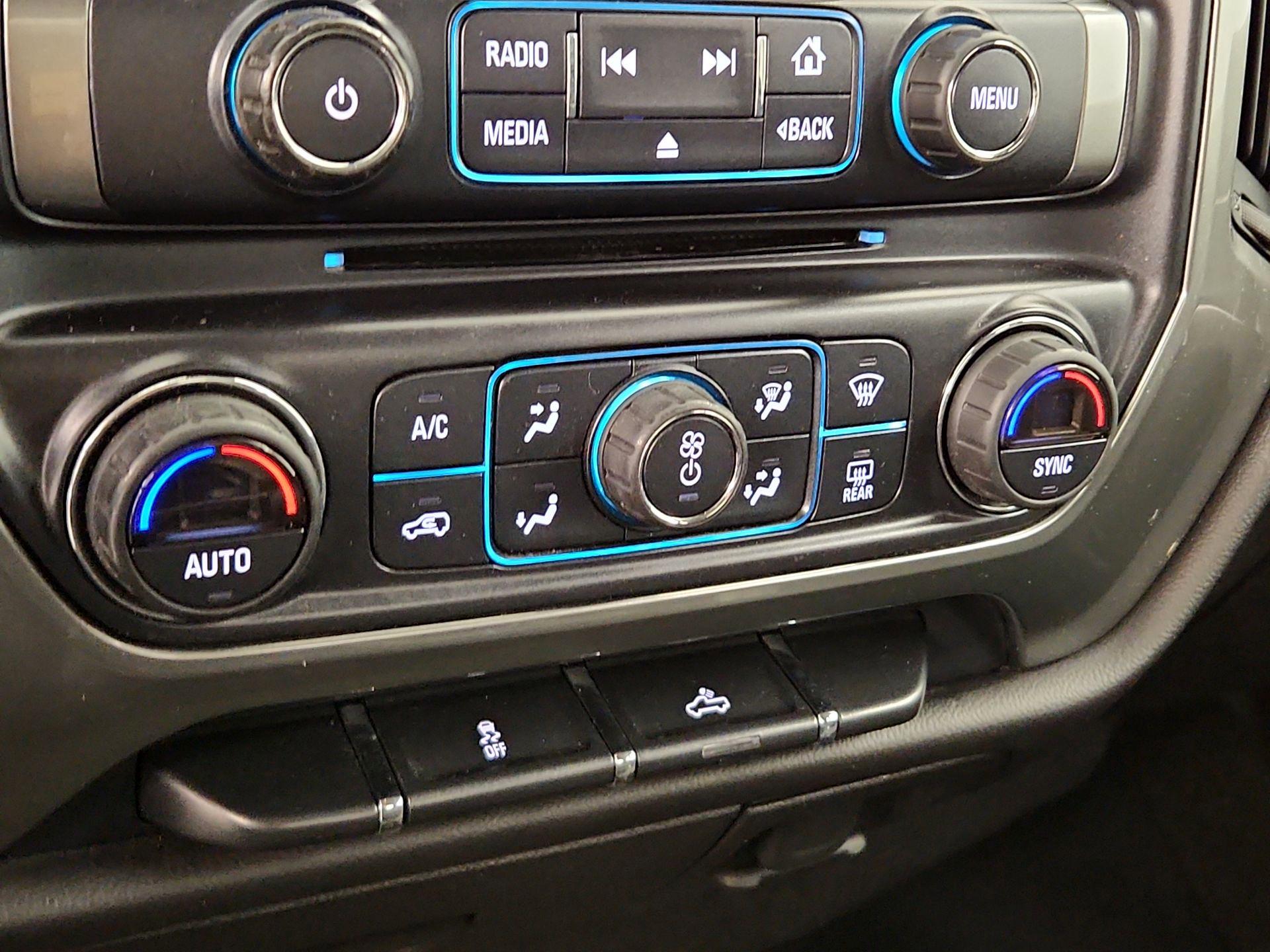 Thumbnail: 2017 Chevrolet Silverado 1500 - 16