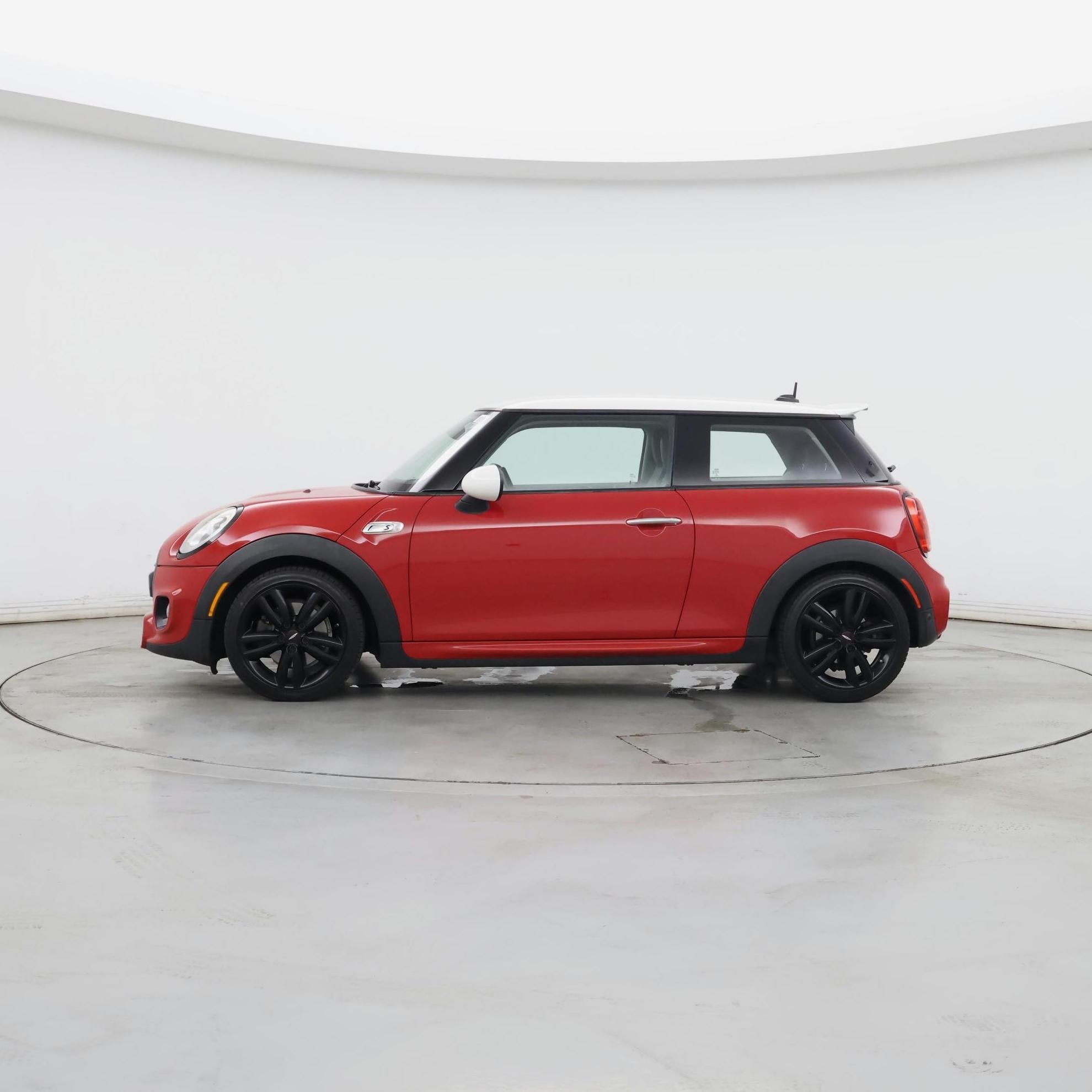 Thumbnail: 2018 MINI Cooper Hardtop - 3