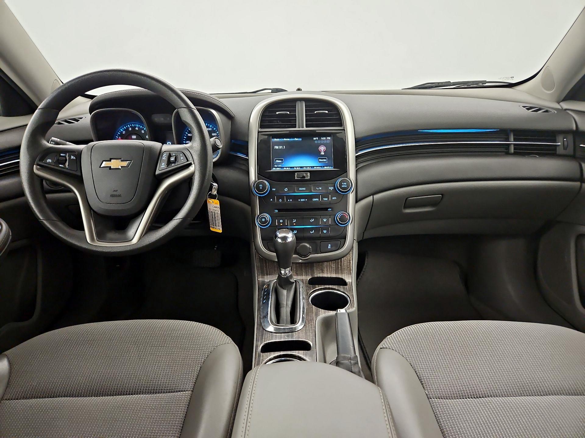 Thumbnail: 2016 Chevrolet Malibu - 9