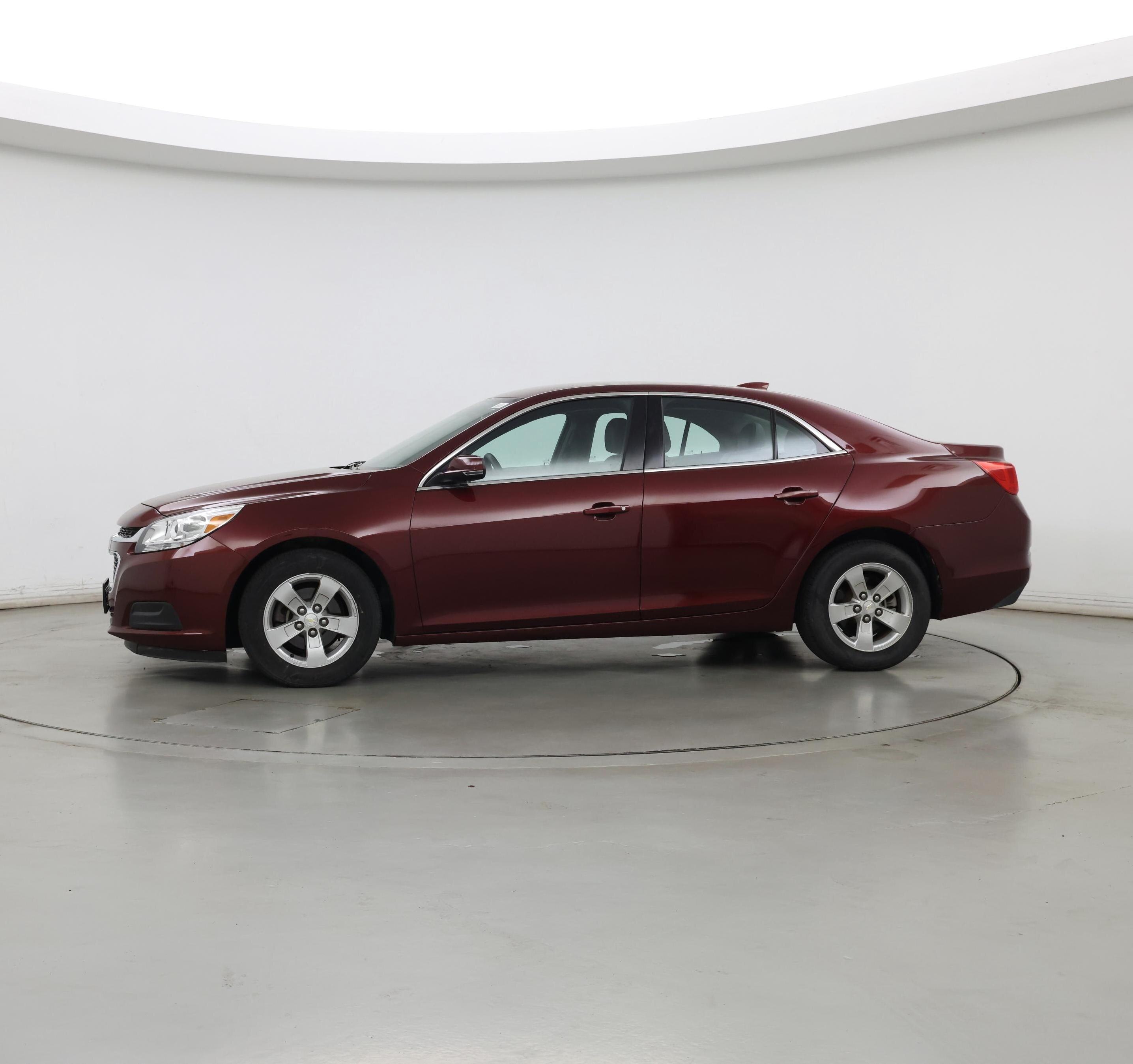 Thumbnail: 2016 Chevrolet Malibu - 3