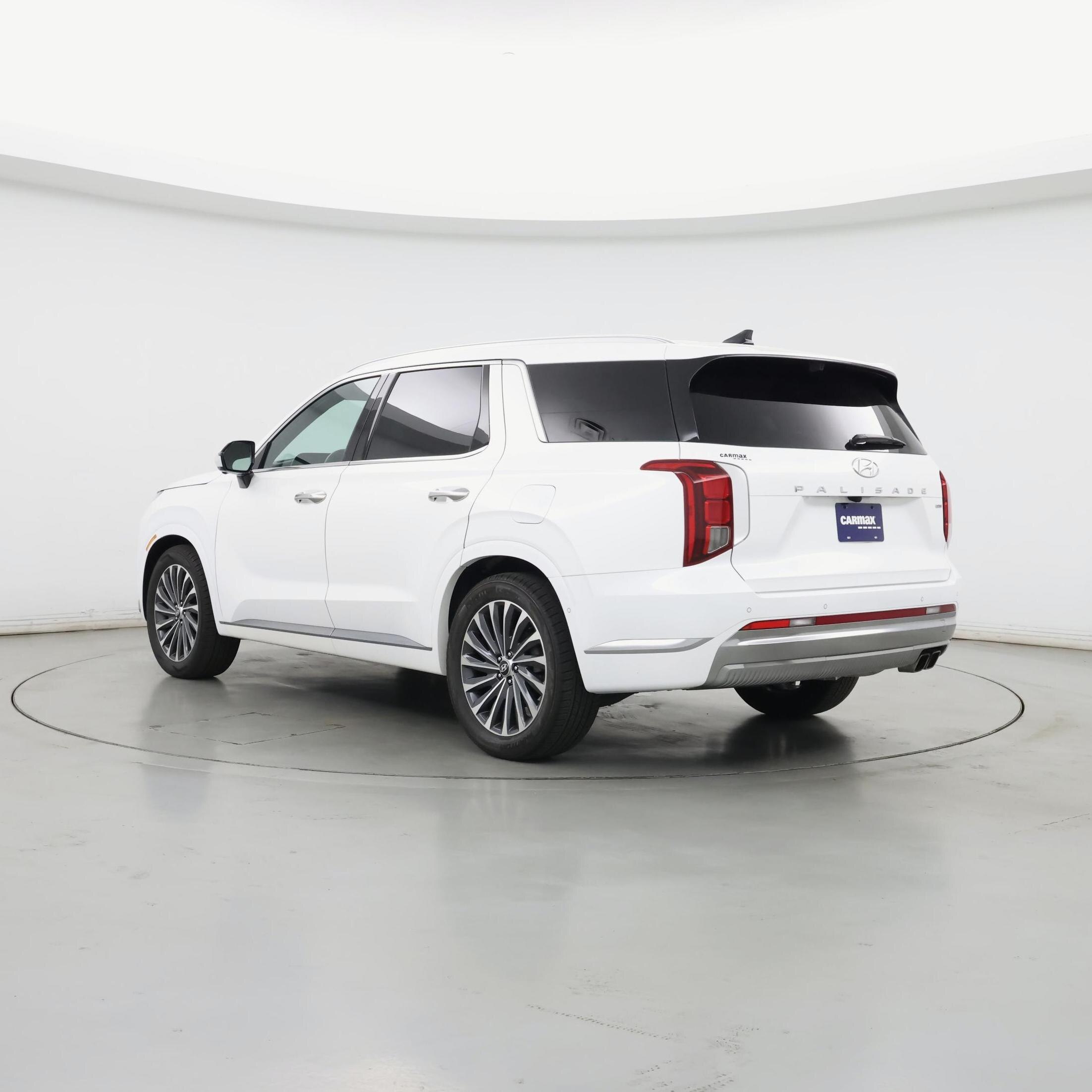 Thumbnail: 2023 Hyundai Palisade - 2