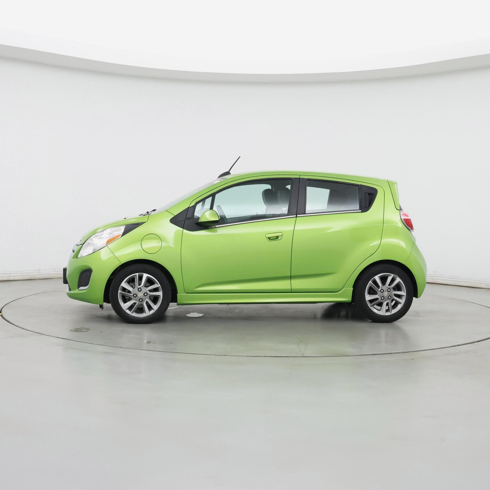 Thumbnail: 2016 Chevrolet Spark - 3