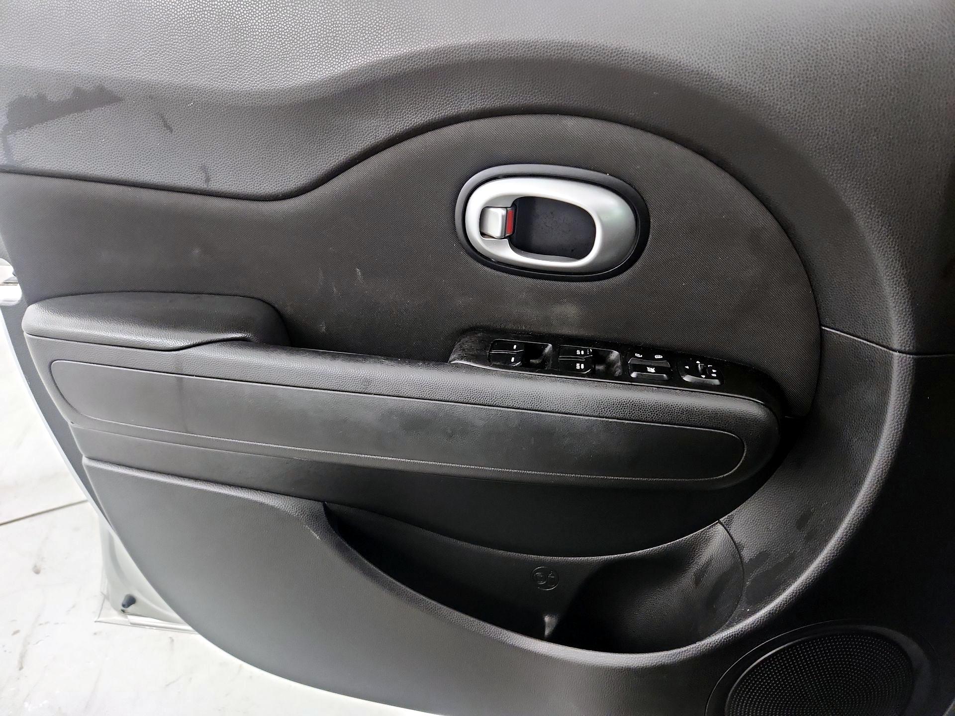 Thumbnail: 2014 Kia Soul - 12