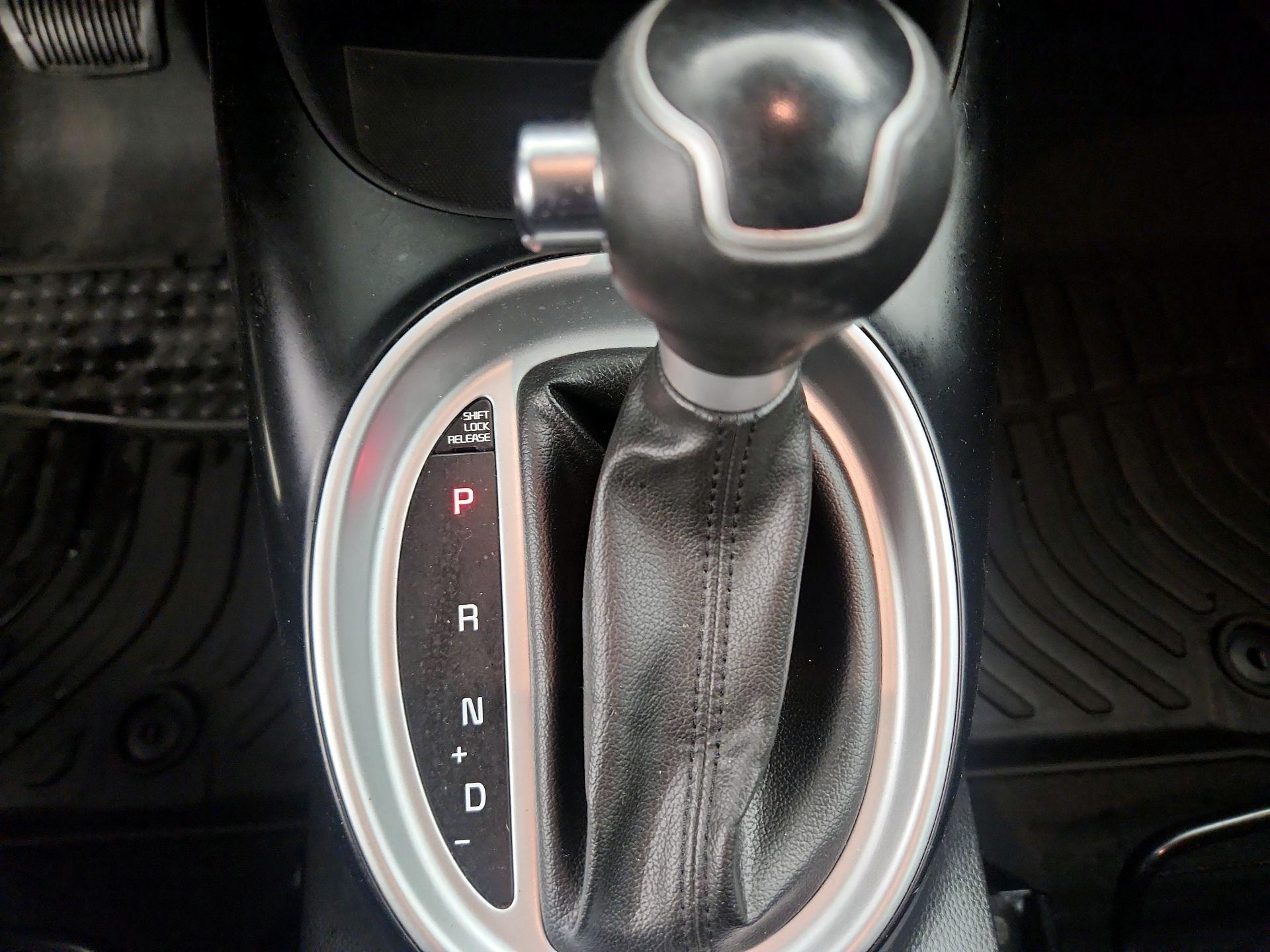 Thumbnail: 2014 Kia Soul - 16